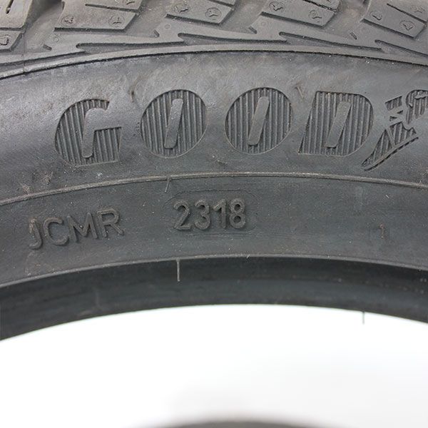 Gebrauchter-Ganzjahresreifen-Goodyear-Vector4SeasonsGen2-Rosier-Online-Shop-04 Gebrauchter-Ganzjahresreifen-Goodyear-Vector4SeasonsGen2-Rosier-Online-Shop-04