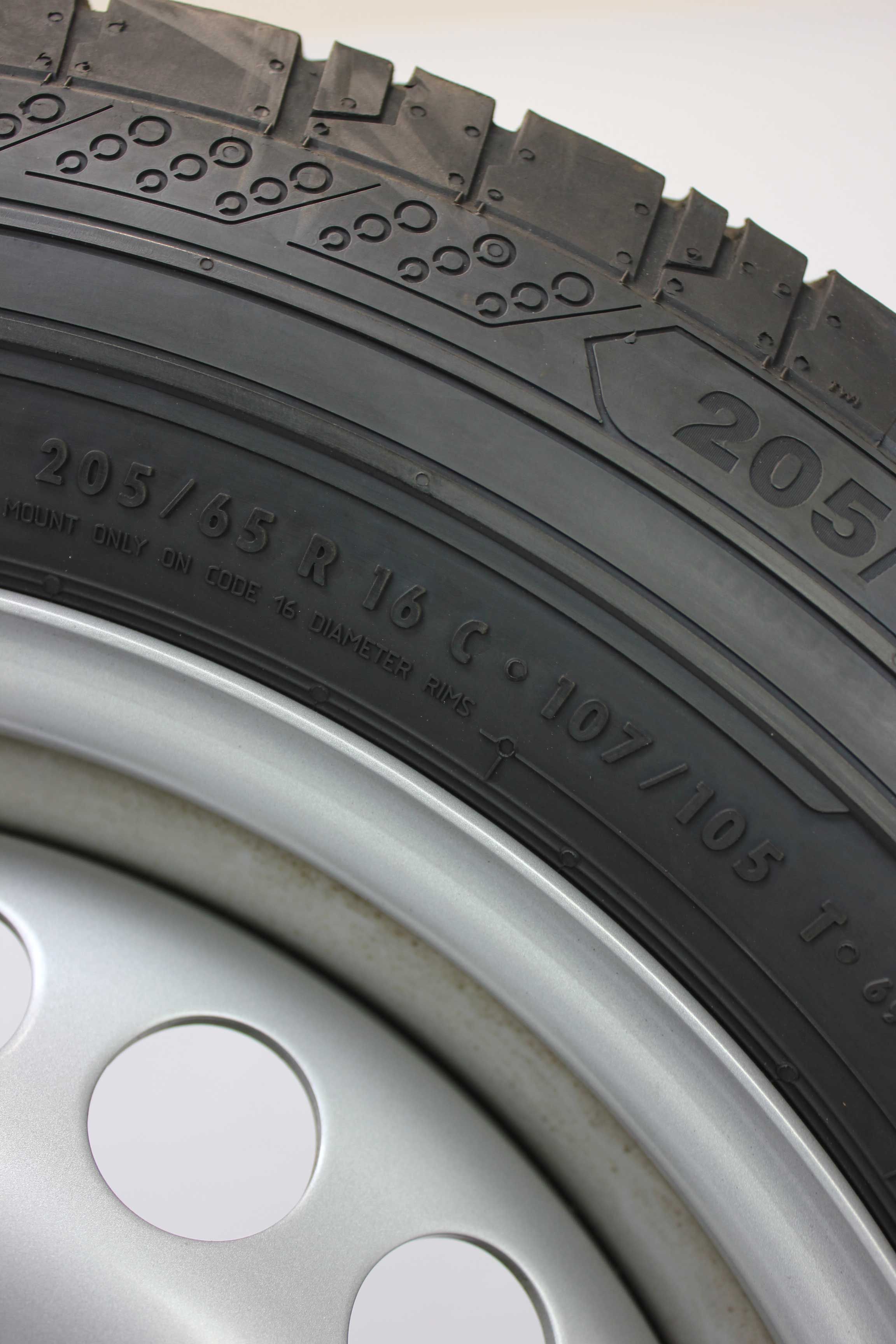 Sommerkomplettradsatz-Volkswagen-7H0-T5-Stahlfelge-16Zoll-7H0601027D-Sommerreifen-Continental-ContiVanContact200-205-65-R16C-107-105T-4