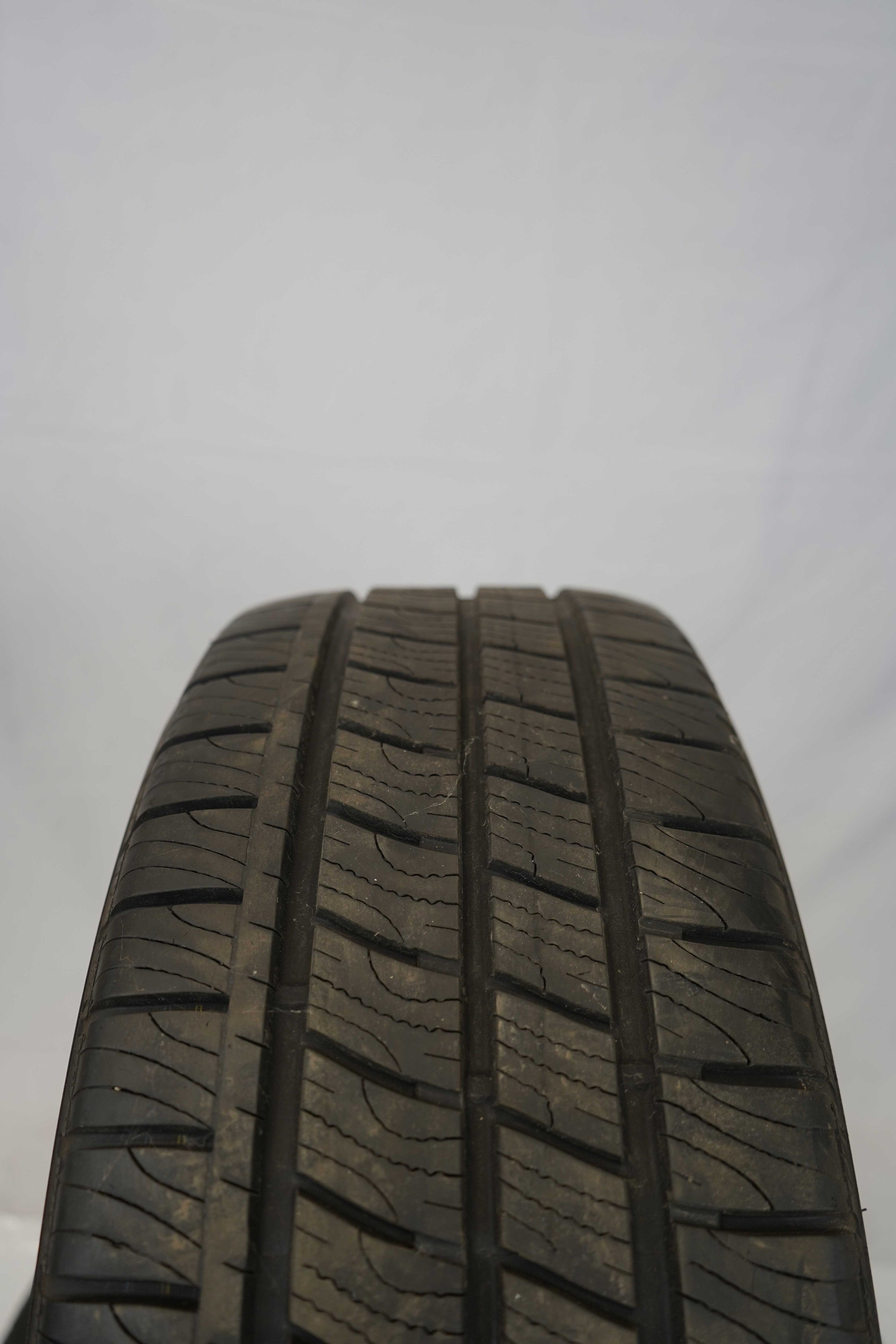 Ganzjahresreifen goodyear cargovector2 225 55 r17c 104 102h 5 (1) Ganzjahresreifen goodyear cargovector2 225 55 r17c 104 102h 5 (1)