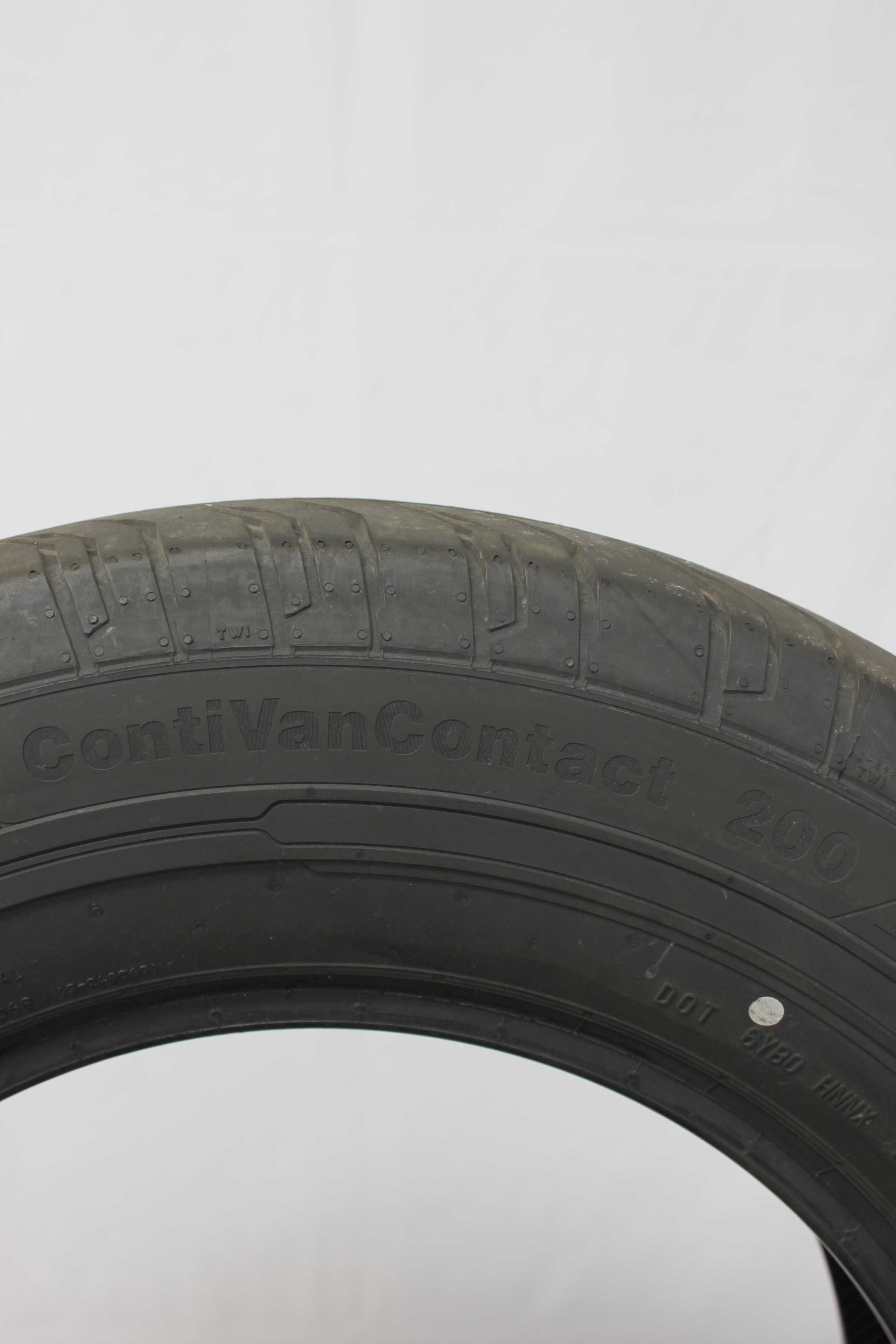 Sommerreifen-Continental-ContiVanContact200-235-65-R16C-115-113R-2_(24)