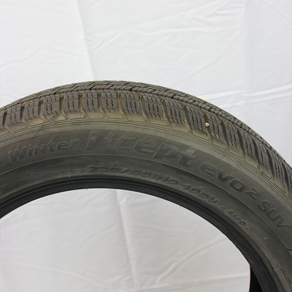 Gebrauchter-Winterreifen-Hankook-Wintericeptevo2SUV-Rosier-Online-Shop-02