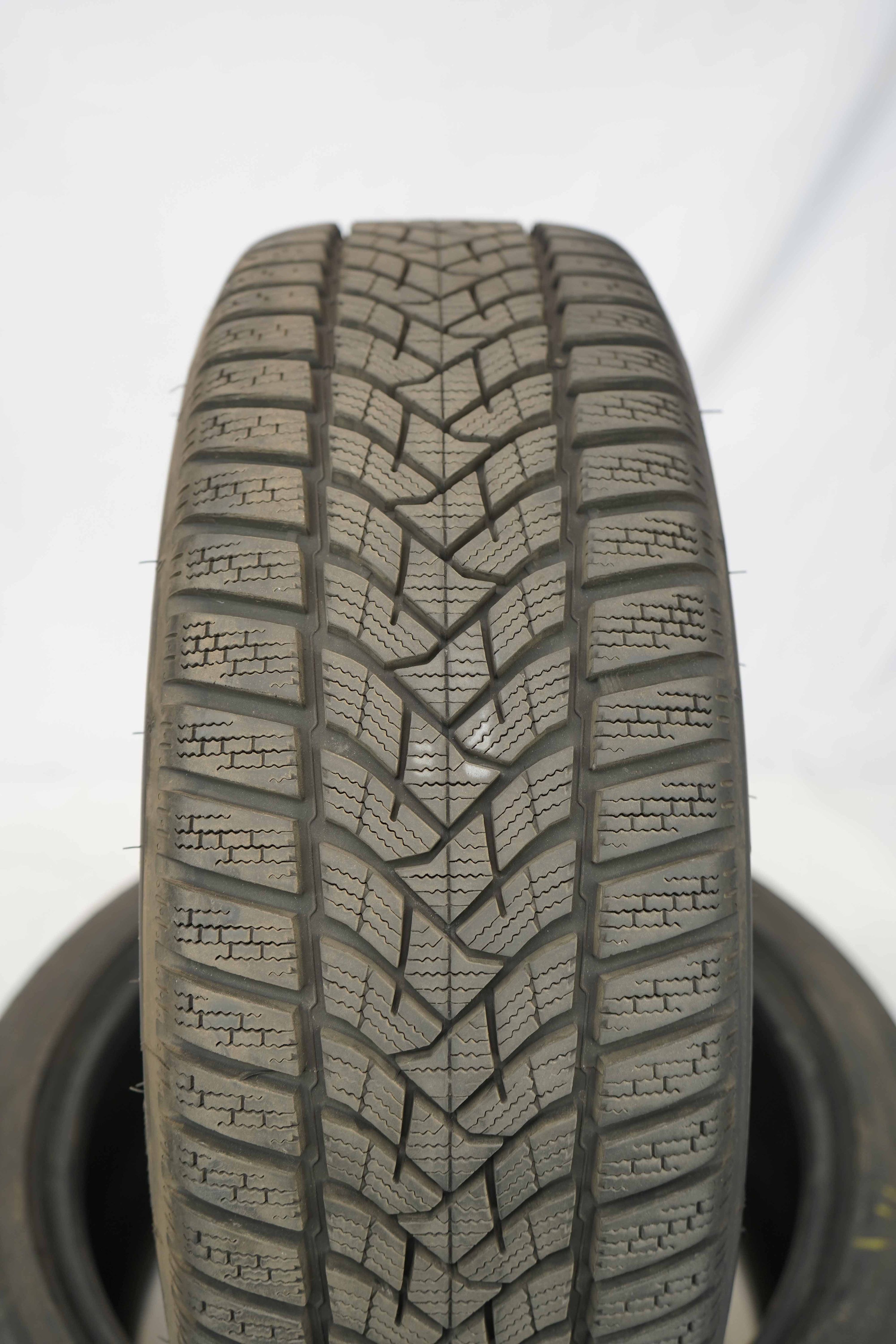 Winterkomplettradsatz-Mercedes-Benz-A176-A-Klasse-A246-B-Klasse-C117-X117-CLA-A2464010102-Dunlop-7