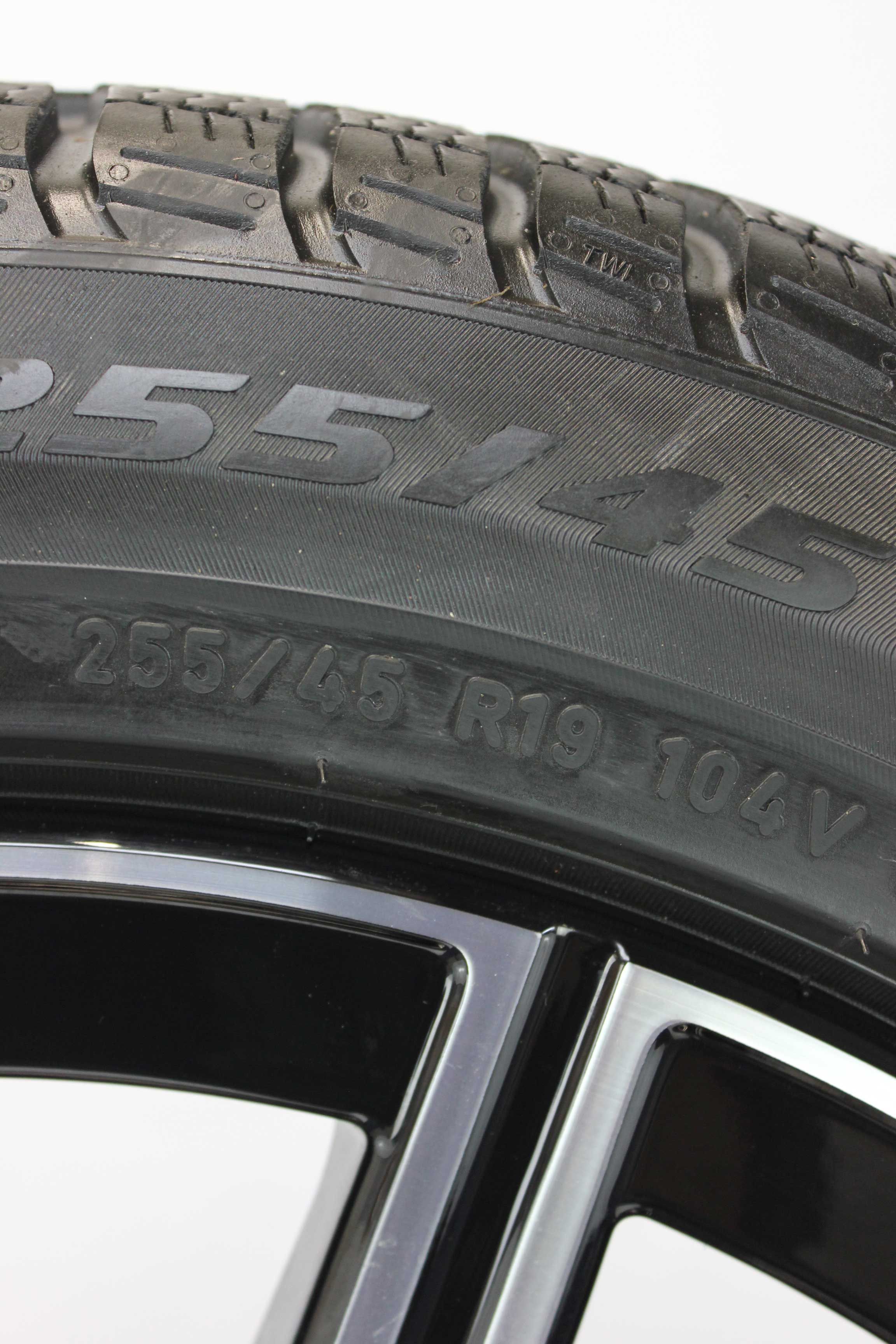 Winterkomplettradsatz-Mercedes-Benz-S-Klasse-A223-Alufelge-19Zoll-A2234014700-Winterreifen-Pirelli-WinterSottozero3MO-255-45-R19-104V-XL-4