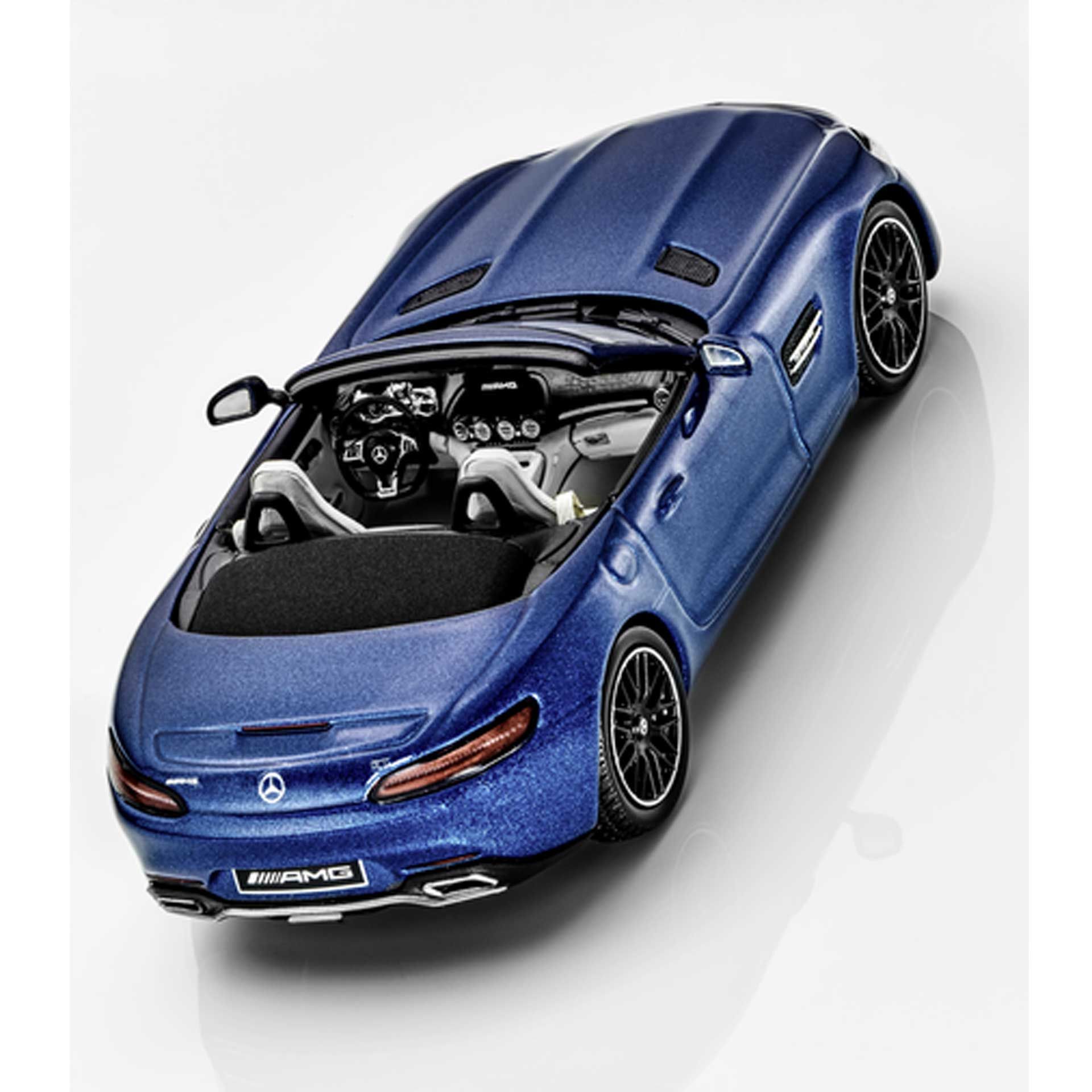 B66960407 mercedes benz modellauto amg gt roadster r190 blau rosier onlineshop2