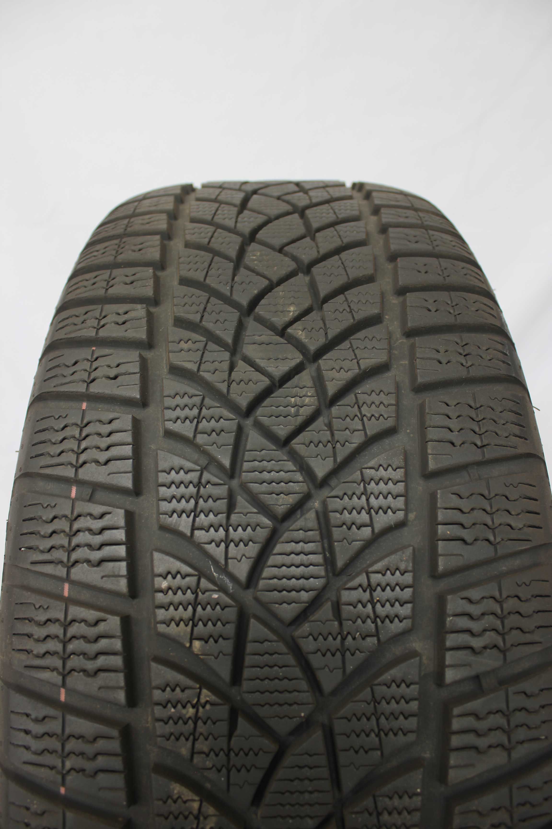 Winterreifen goodyear ultragripperformance 245 55 r17 106h xl 5
