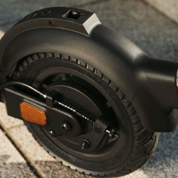 B66959592 mercedes amg escooter fotos rosier onlineshop10