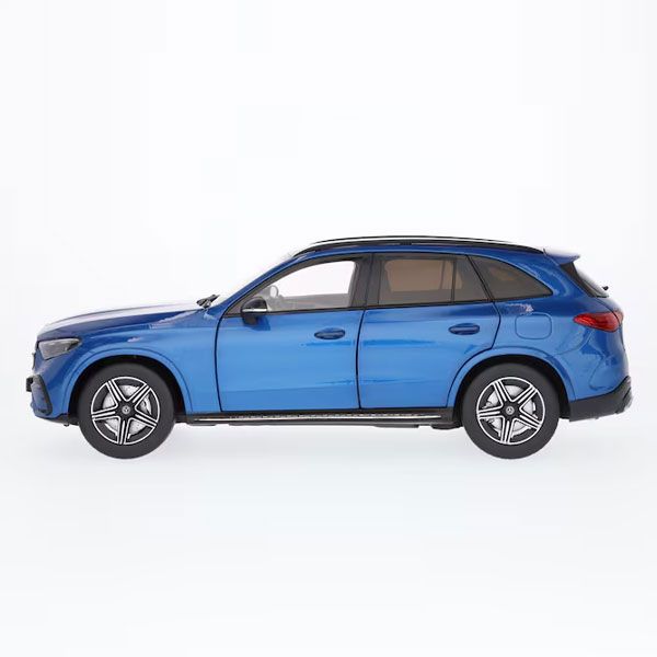 B66960647 mercedes benz glc modellauto rosier onlineshop3