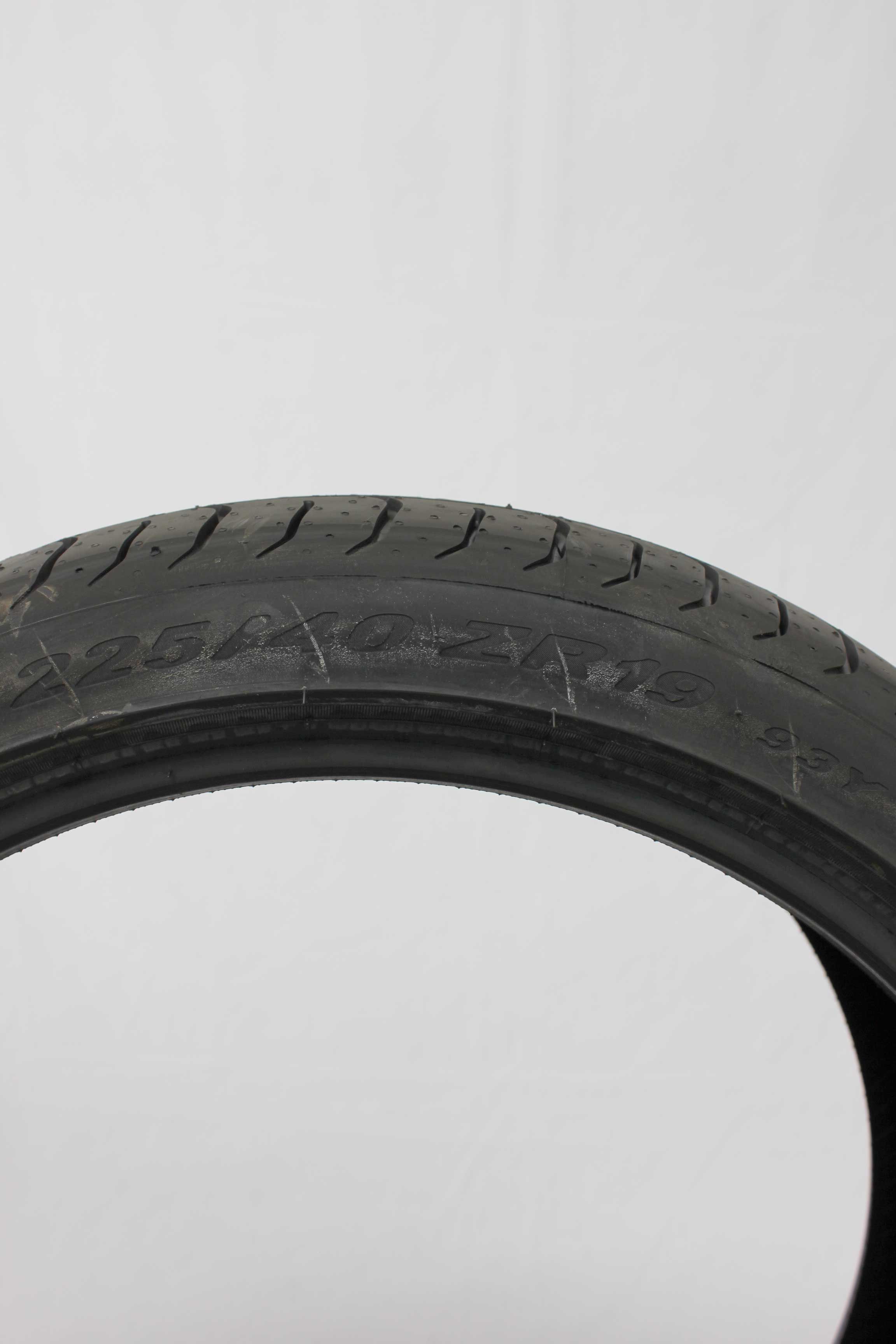 Sommerreifen pirelli pzero 225 40 zr19 93y xl 3 (1)