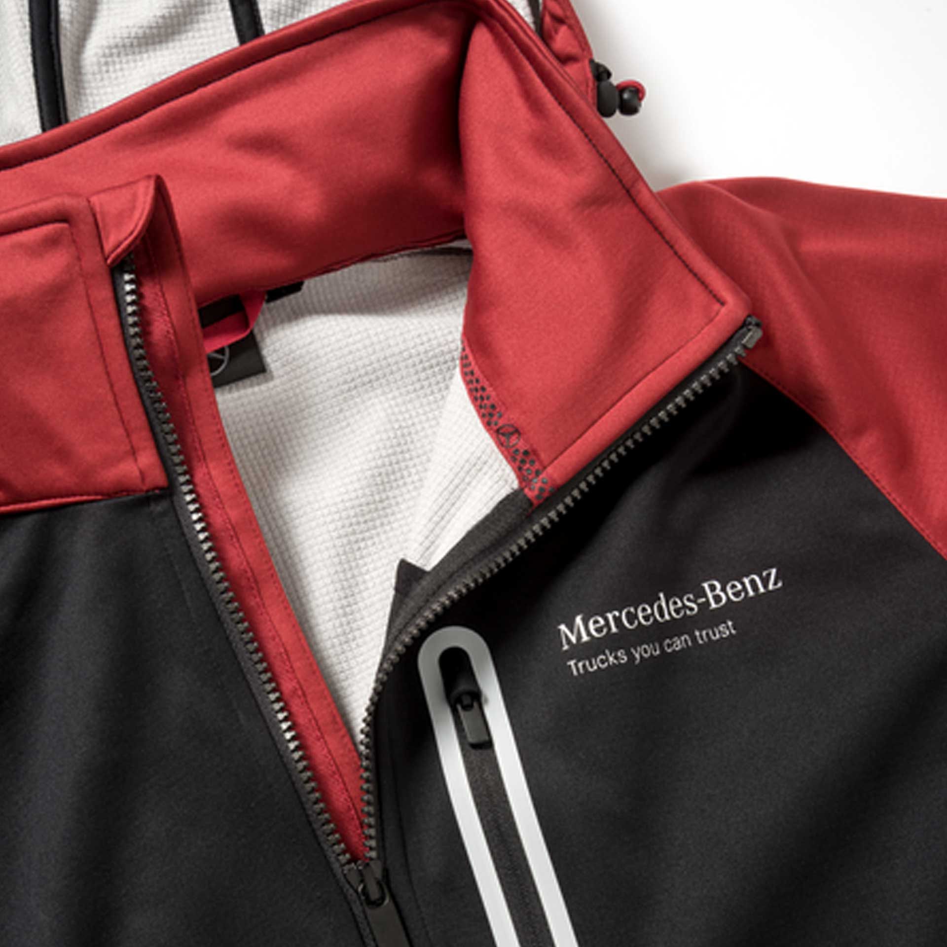 B67871242 mercedes benz softschelljacke herren rot schwarz rosier onlineshop2