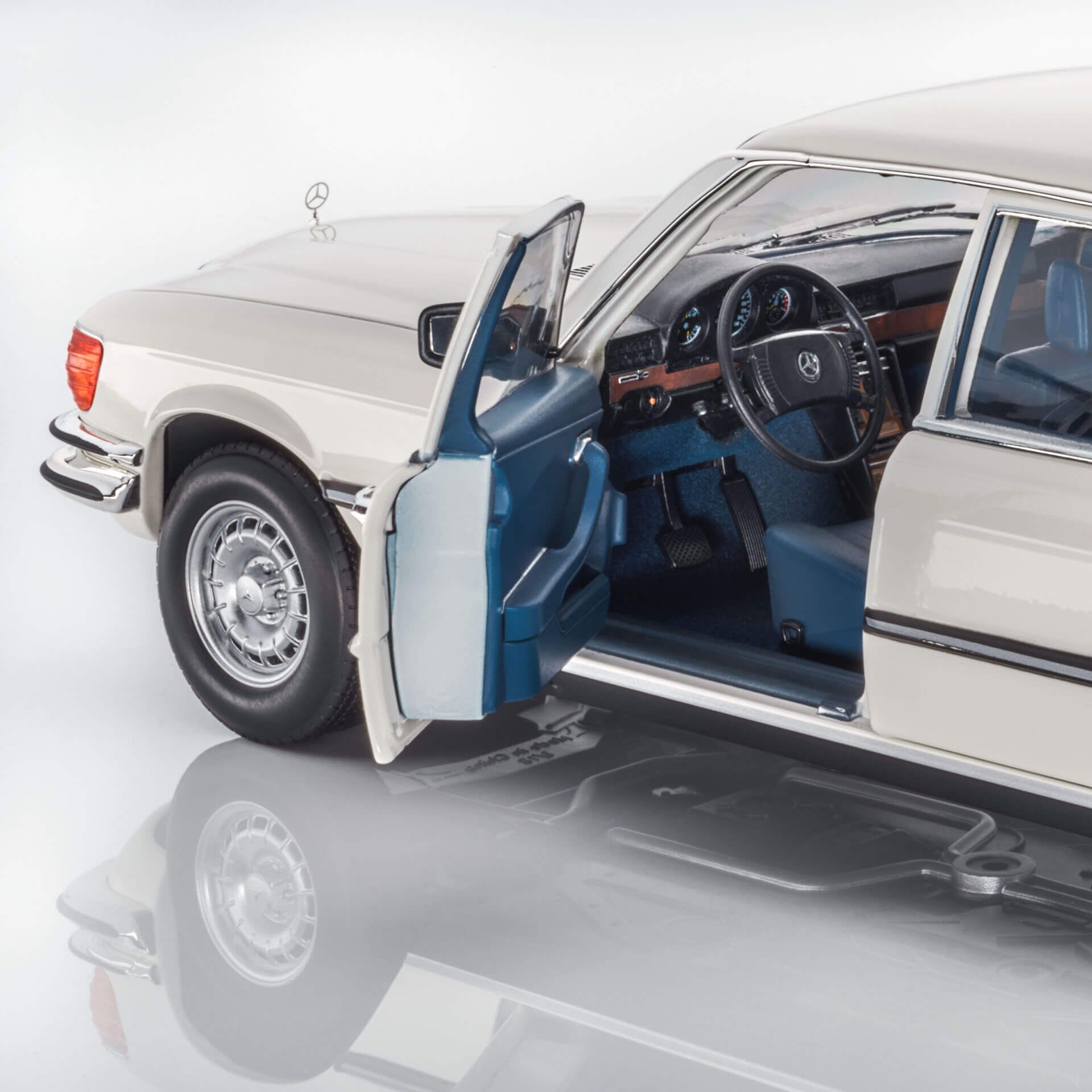 B66040719 mercedes benz 450 sel w 116 rosier onlineshop2