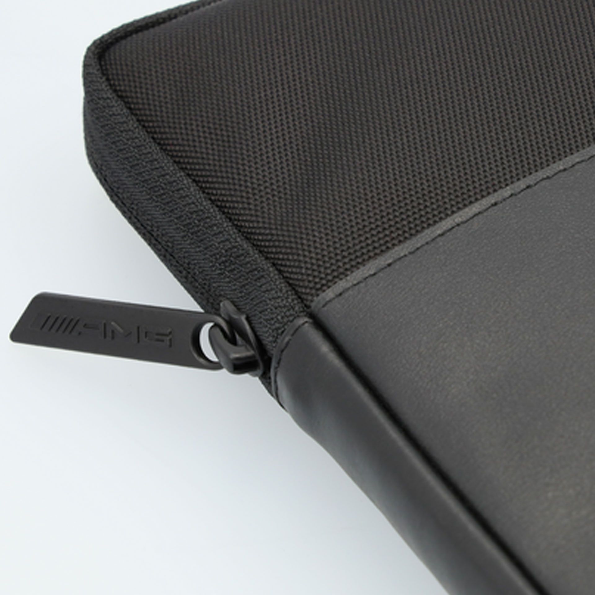 B66959322 mercedes amg laptoptasche rosier onlineshop1