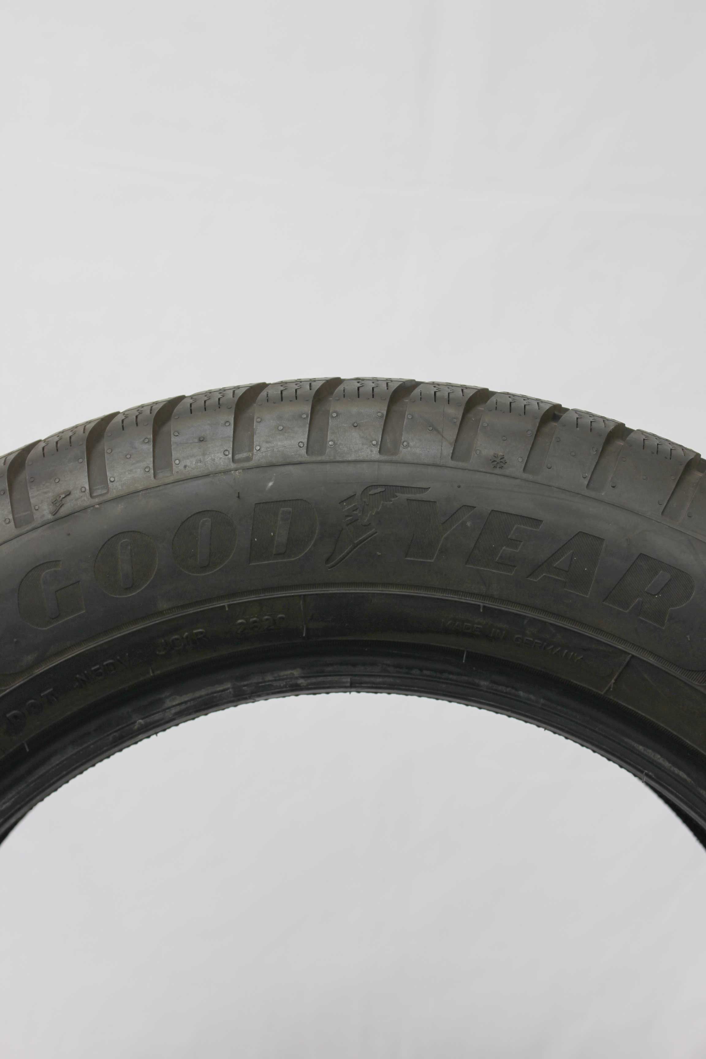 Winterreifen goodyear ultragripperformance 245 55 r17 106h xl 1 (2)