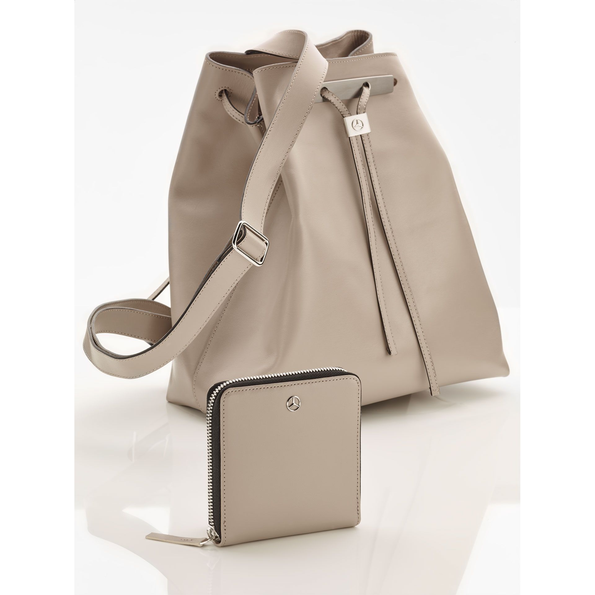 B66955034 mercedes benz rucksack damen rosier onlieshop3