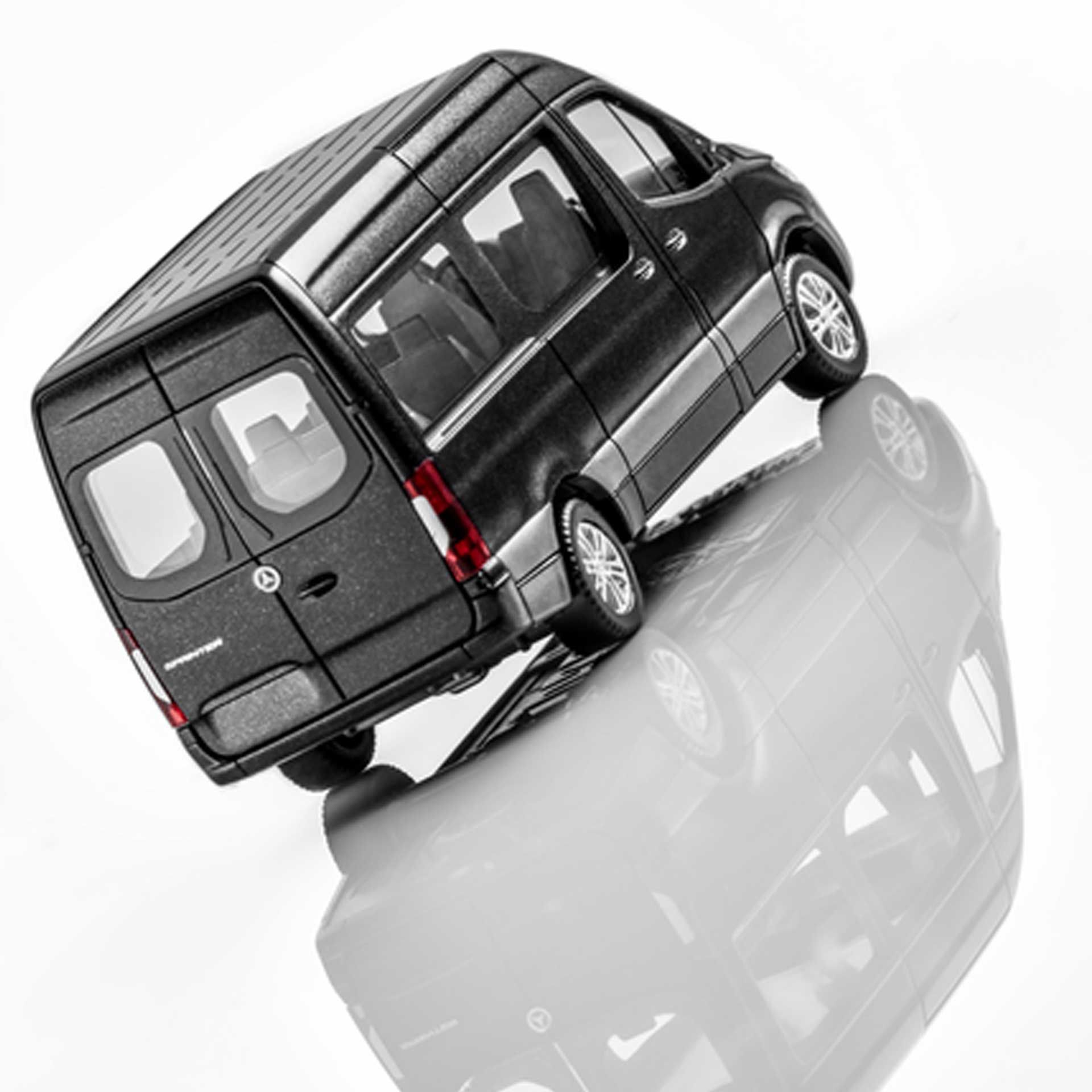 B66004165 mercedes benz modellauto sprinter kombi rosier onlineshop2
