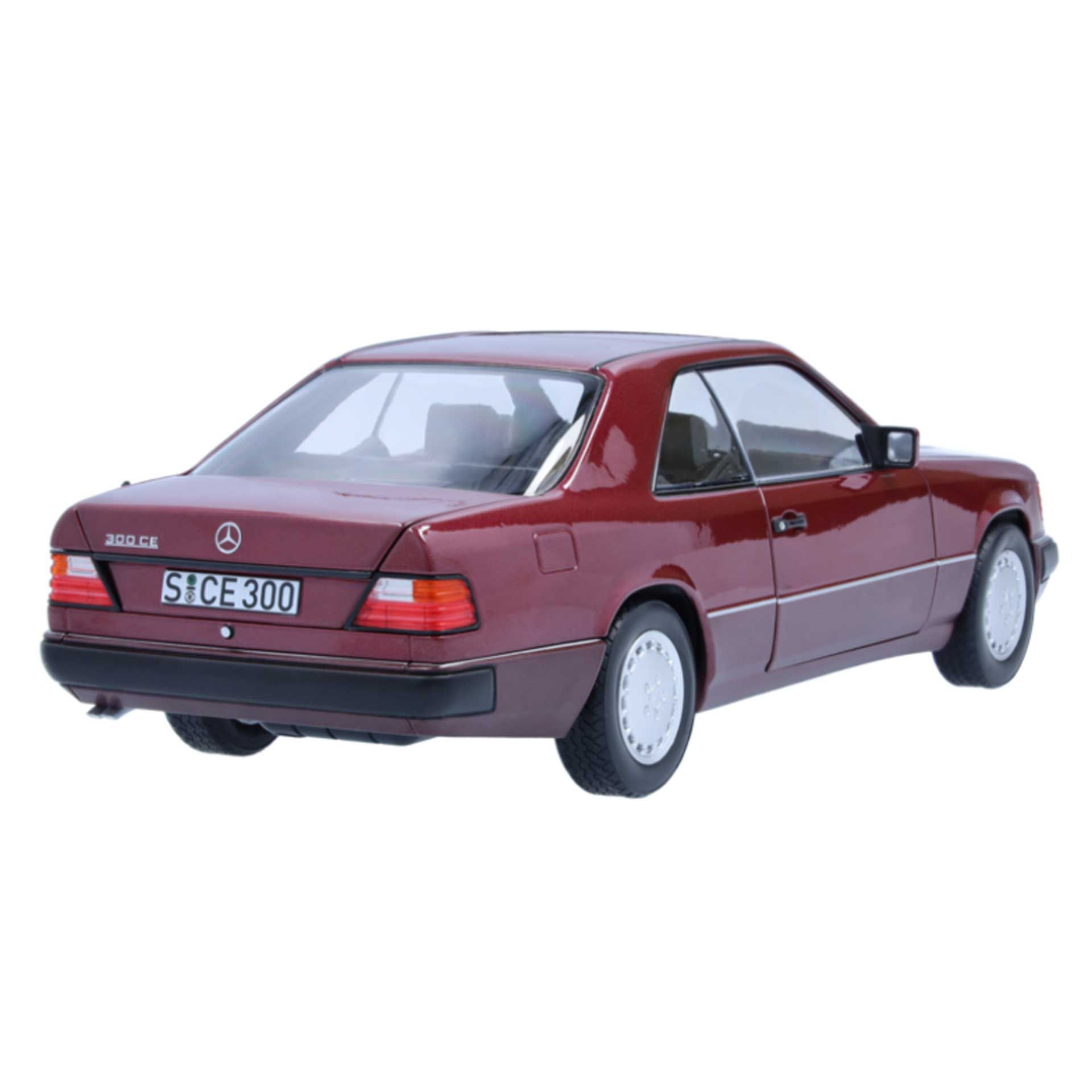 B66040691 mercedes benz c124 modellauto almandinrot rosier onlineshop2