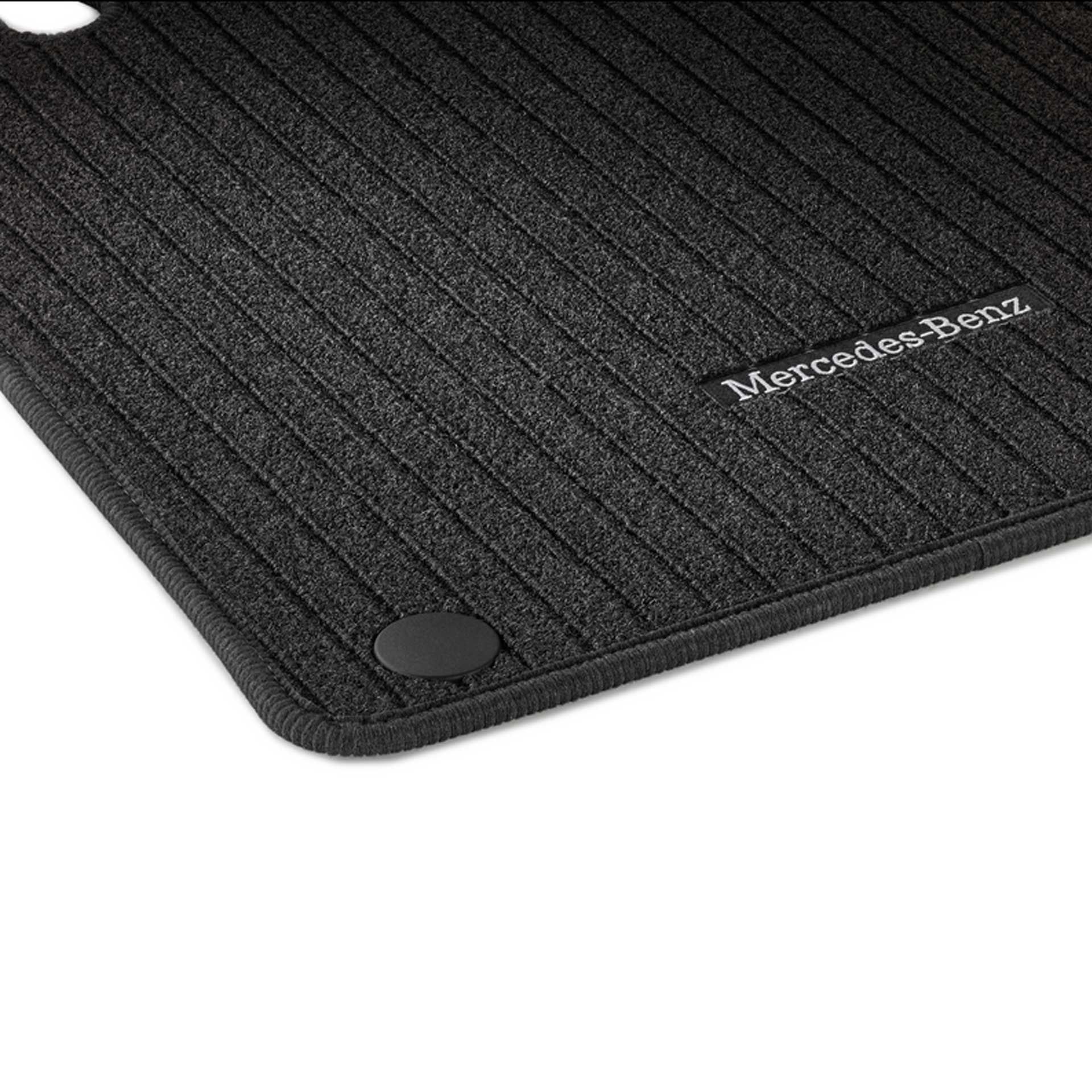 A17768003039g32 mercedes benz fussmatten set vorne rosier onlineshop2