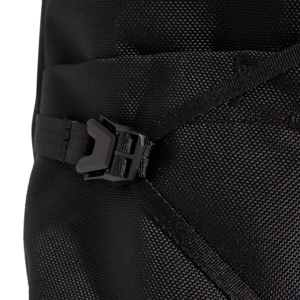 B67998382 mercedes benz rucksack amg f1 schwarz rosier onlineshop5