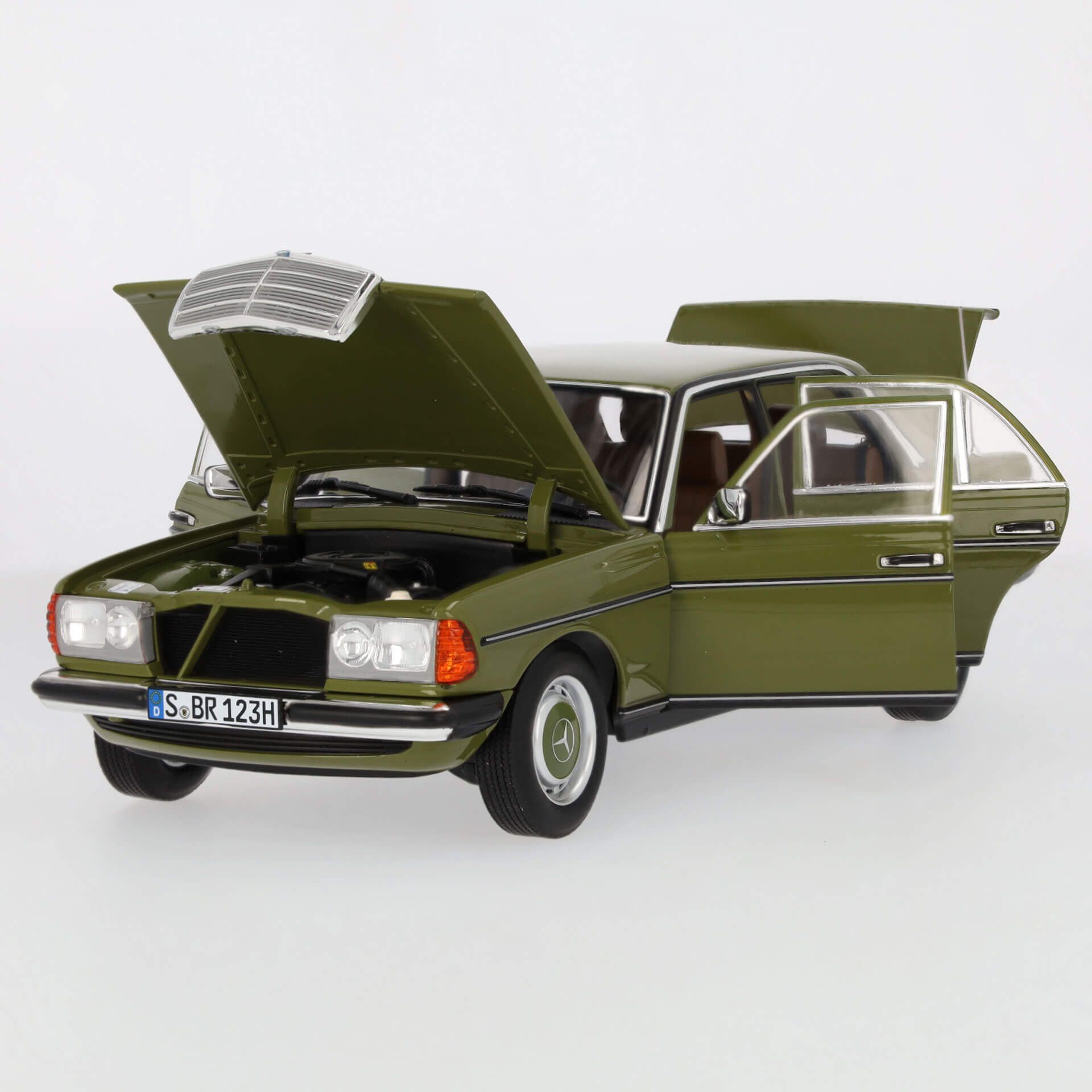B66040721 mercedes benz w123 modellauto rosier onlineshop