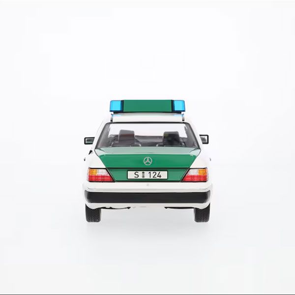 B66040700 mercedes benz modellauto 1 18 e klasse polizeiautol rosier onlineshop5
