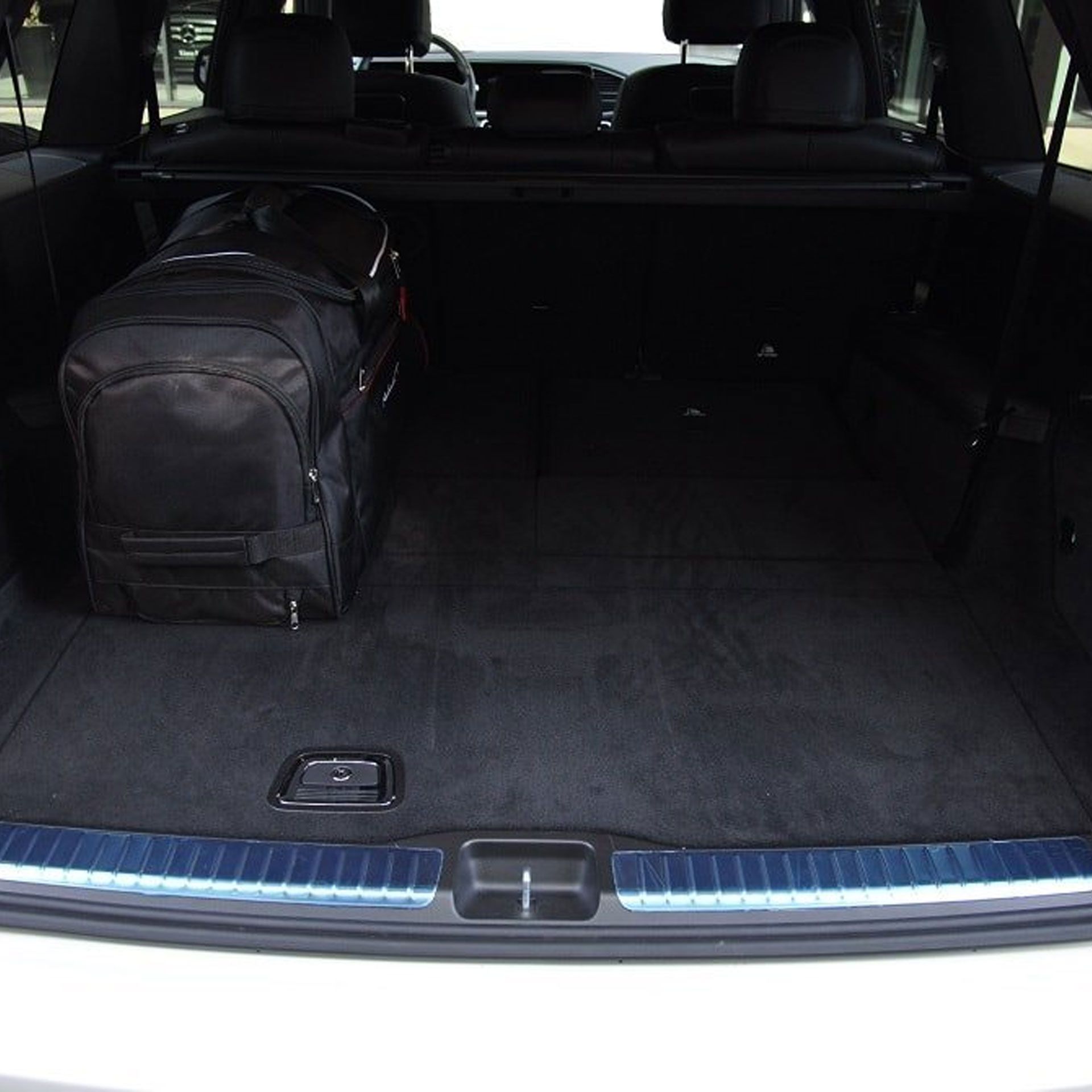 7027066 kjust kofferraumtaschen set mercedes gls rosier onlineshop5