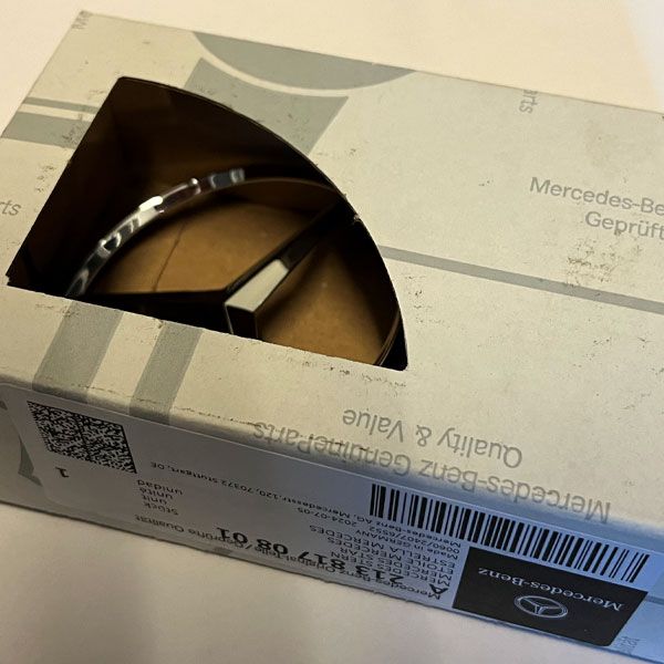 A2138170801 mercedes benz stern motorhaube rosier onlineshop2